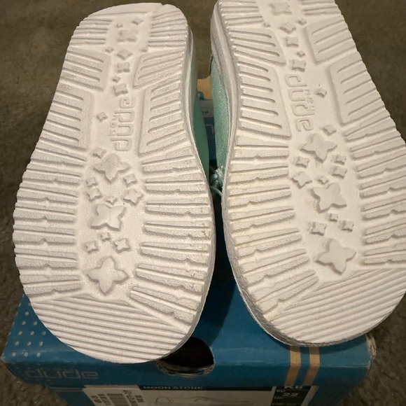 Hey Dude Wendy Toddler Glitter Moon Stone Shoes Size K6 22 EU - Picture 2 of 3